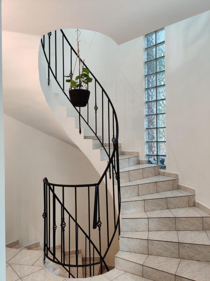 Dali Apartment Сентендре Экстерьер фото